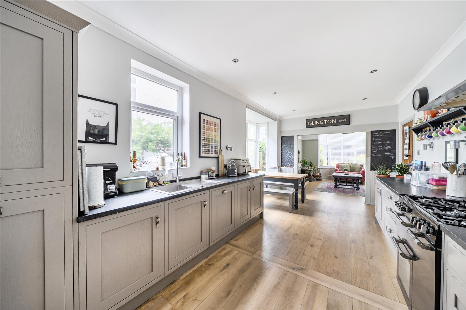 Glanbrydan Avenue, Uplands, Swansea, SA2 0JH